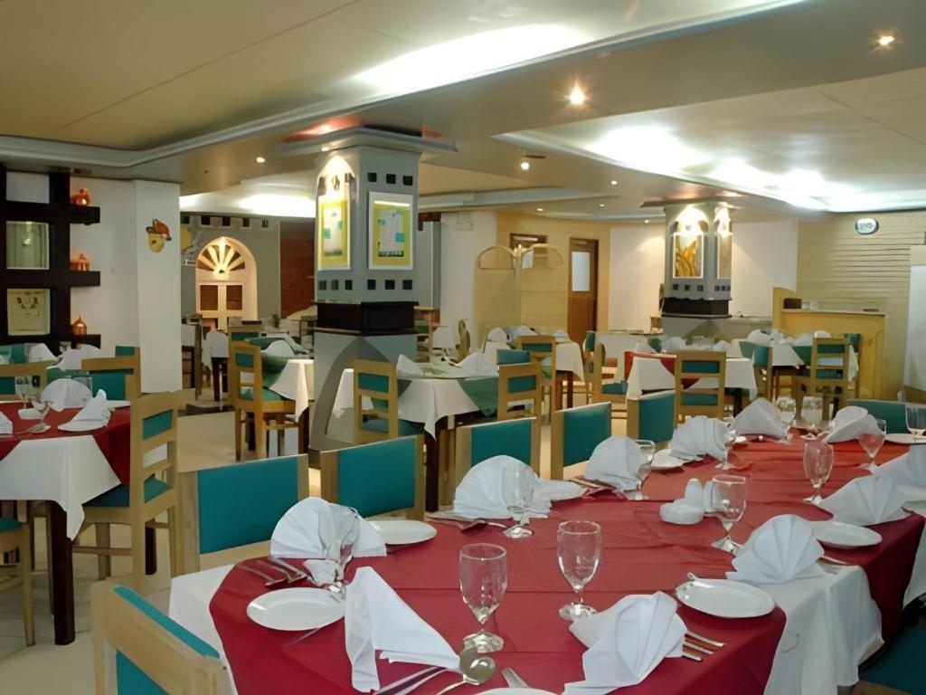 Hotel Tower Inn, Chittagong Extérieur photo
